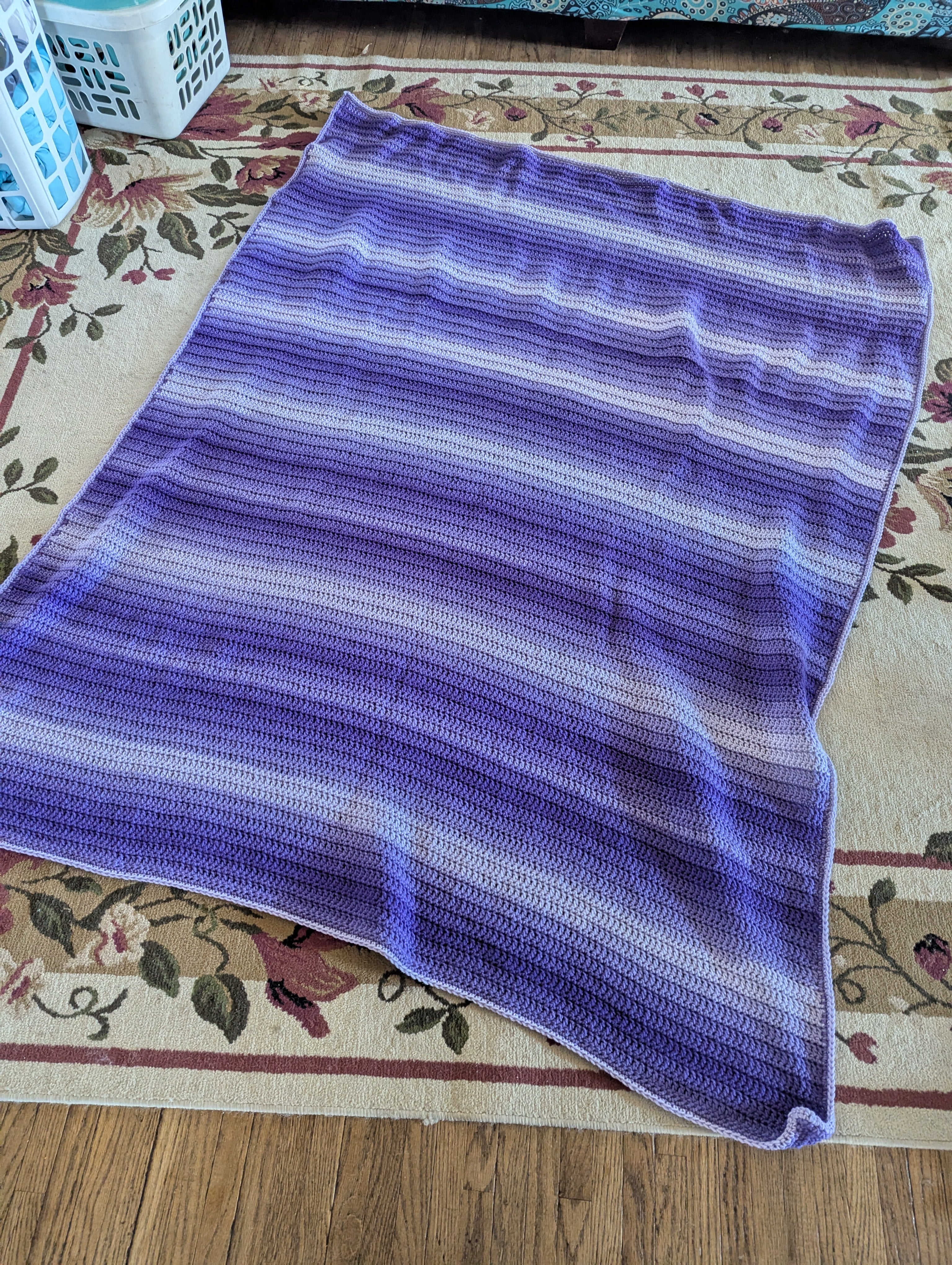 Large Throw Blanket – Stylish & Warm